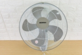 Quạt treo tường Senko TC1880: Công suất 65W làm mát hiệu quả, giá chưa đến 400.000 đồng!